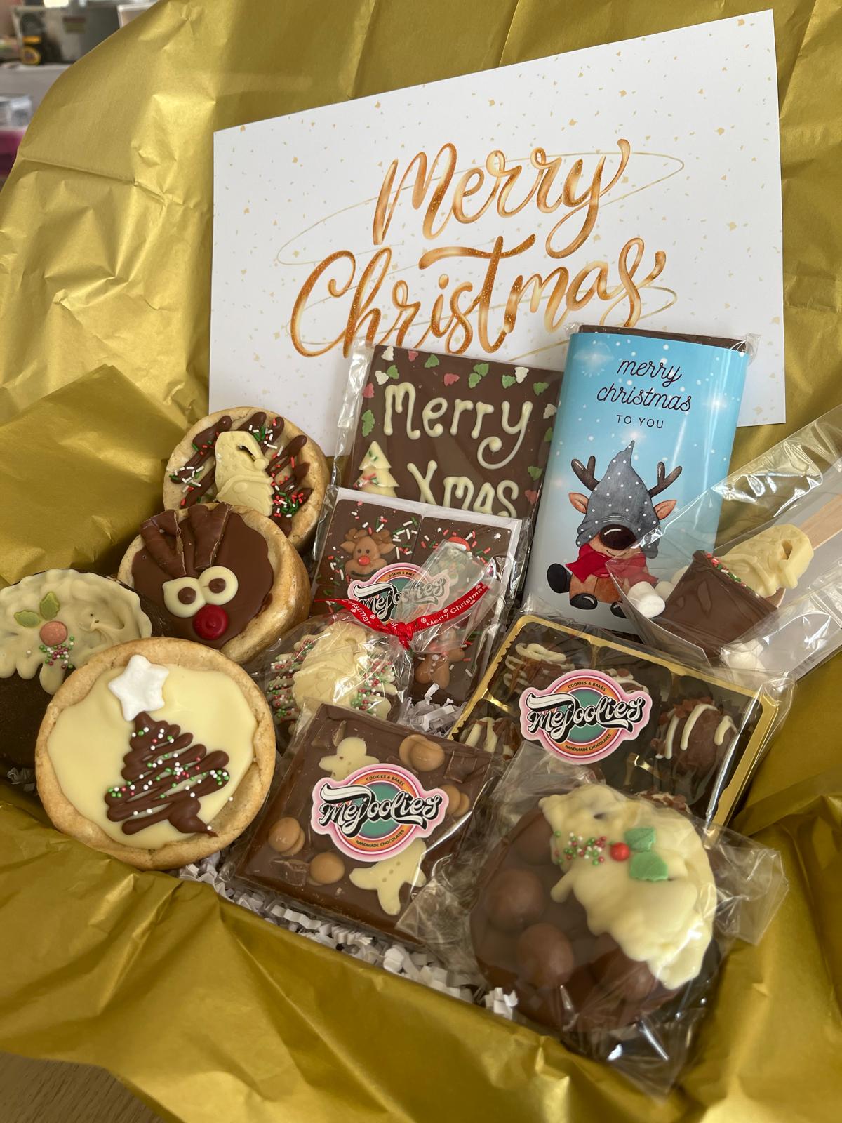 Mejoolies subscription box